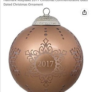 2017 Hallmark Christmas Commemorative ornament